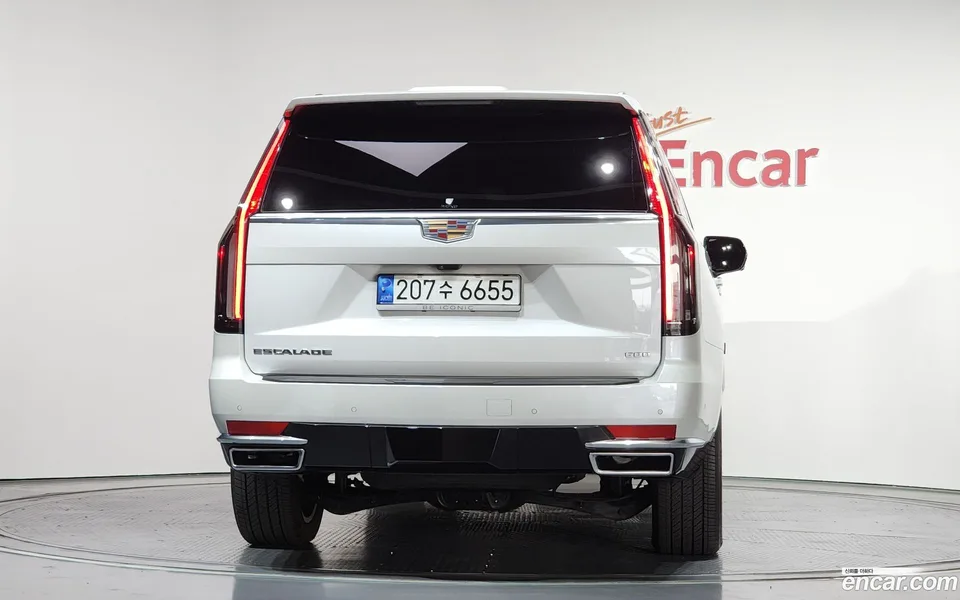 Cadillac Escalade 6.2 ESV 2023 — миниатюра 4