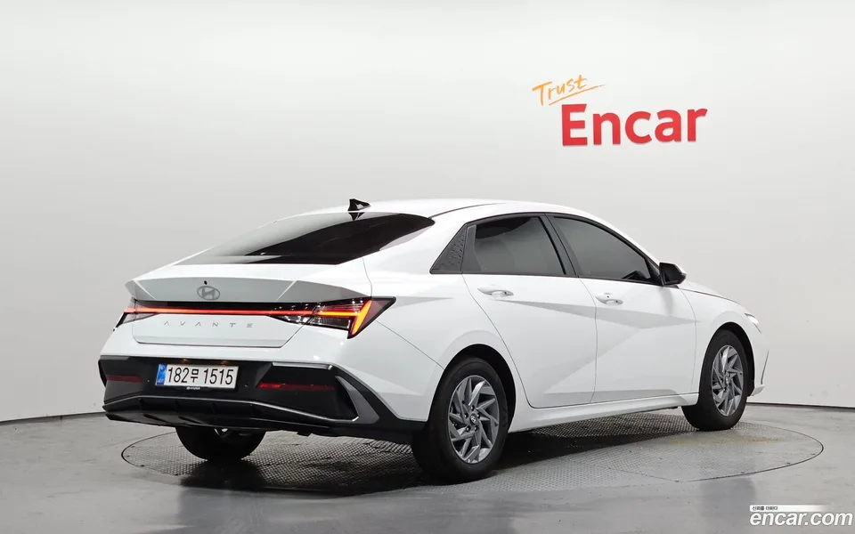 Hyundai Avante CN7 1.6 2025 — миниатюра 2