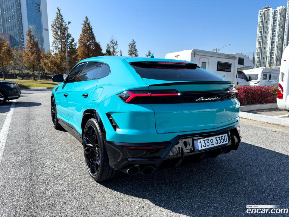 Lamborghini Urus 4.0 V8 SE 2025 — миниатюра 2