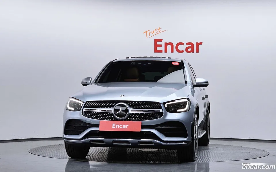 Mercedes-Benz GLC-Class GLC300 4MATIC 2023 — миниатюра 3