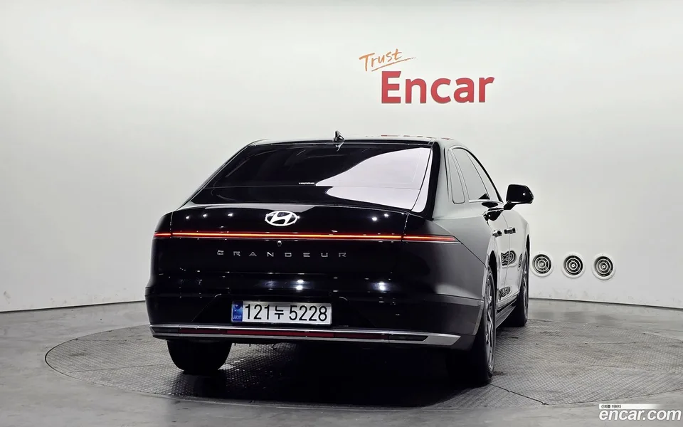 Hyundai Grandeur Hybrid 2025 — миниатюра 4