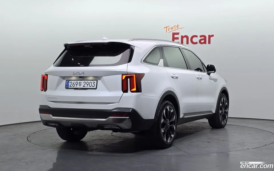 Kia Sorento 2.5T 2WD 2023 — миниатюра 2