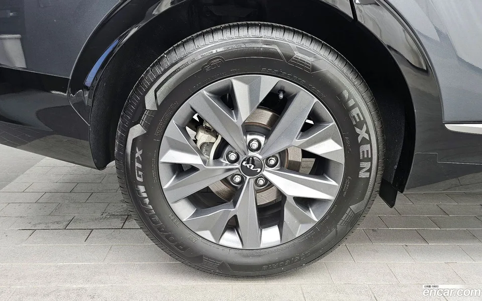 Kia Sportage 1.6 2WD 2023 — миниатюра 5