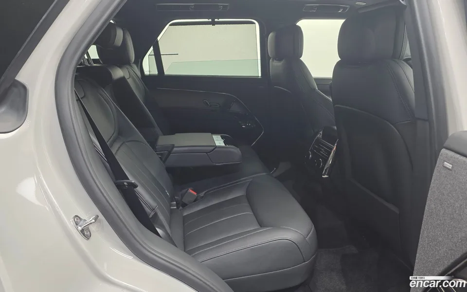Land Rover Range Rover Sport P550E HSE 2025 — миниатюра 5