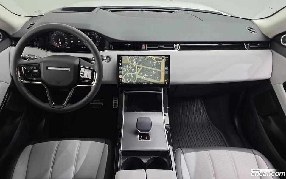 Land Rover Range Rover Evoque P250 SE 2024 — миниатюра 4