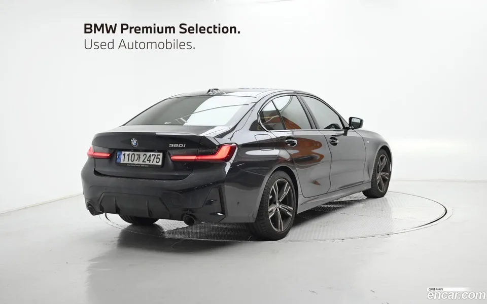 BMW 3 Series 320i M 2023 — миниатюра 2
