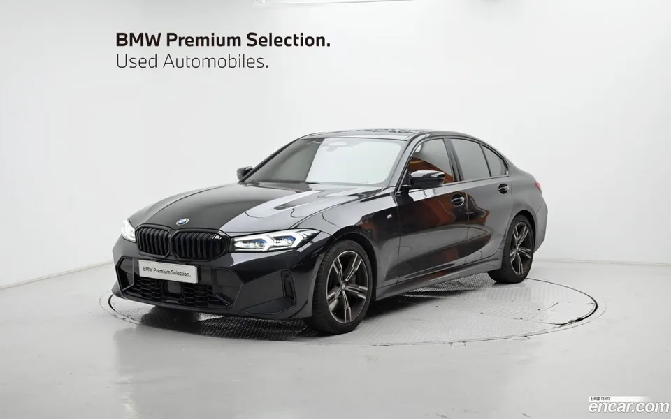 BMW 3 Series 320i M 2023 — фото 1, купить с доставкой в Москву
