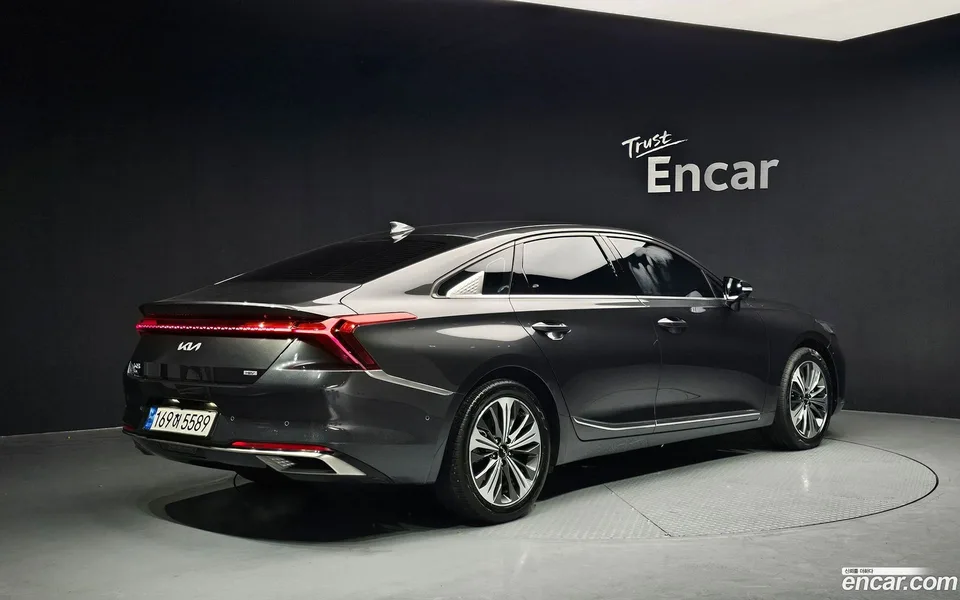 Kia K8 Hybrid 2022 — миниатюра 2