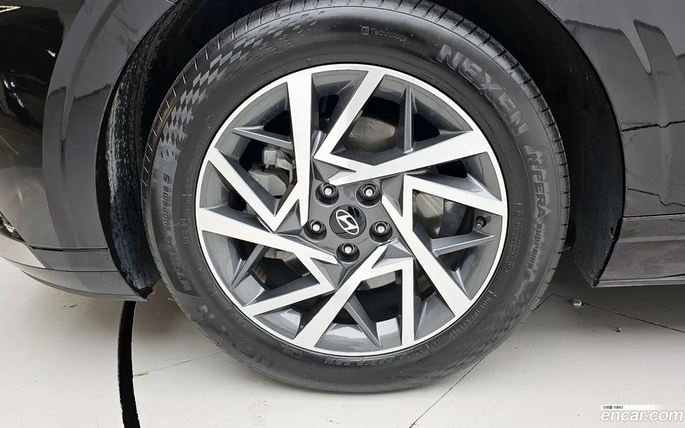 Hyundai Grandeur 2.5 2WD 2024 — миниатюра 5