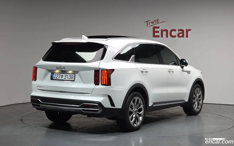 Kia Sorento 2.5T 2WD 2023 — миниатюра 2