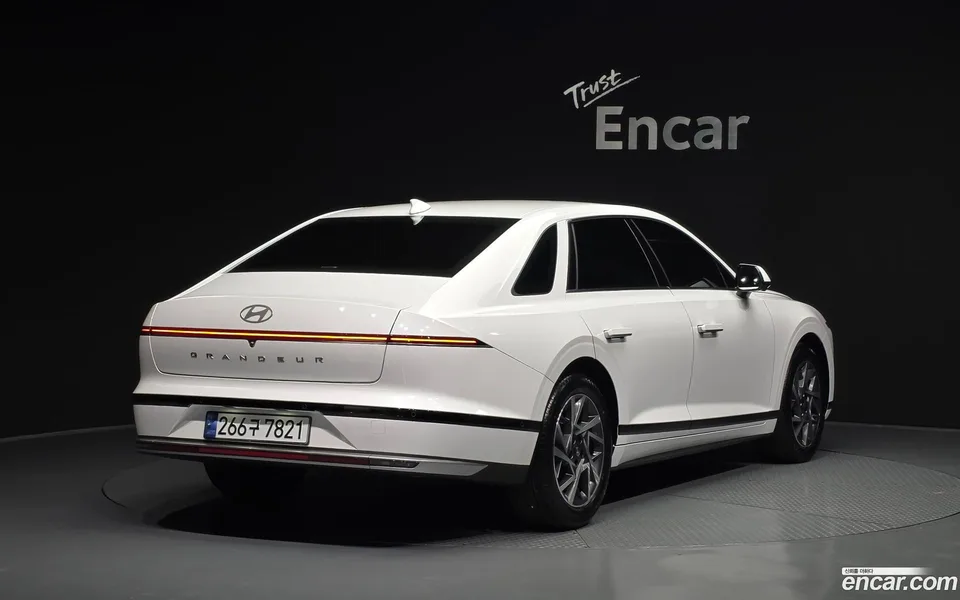Hyundai Grandeur 2.5 2WD 2025 — миниатюра 2