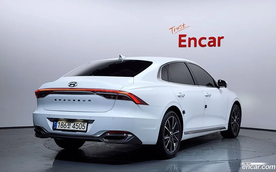 Hyundai Grandeur IG 2.5 2022 — миниатюра 2
