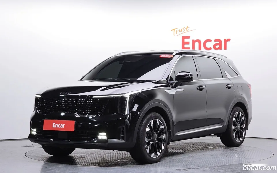 Kia Sorento 2.5T 2WD 2024 — фото 1, купить с доставкой в Москву