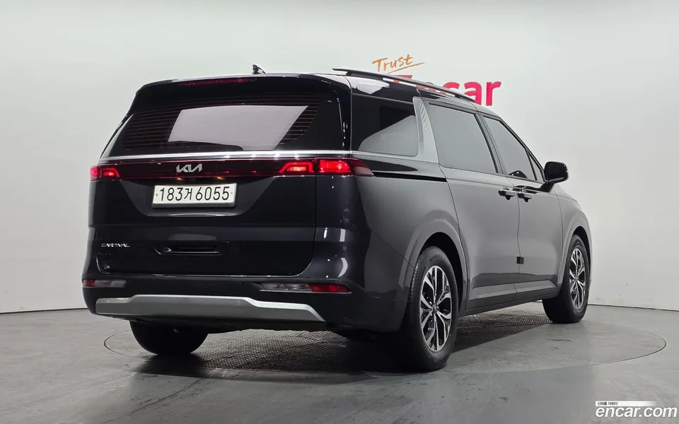 Kia Carnival 9 2022 — миниатюра 2