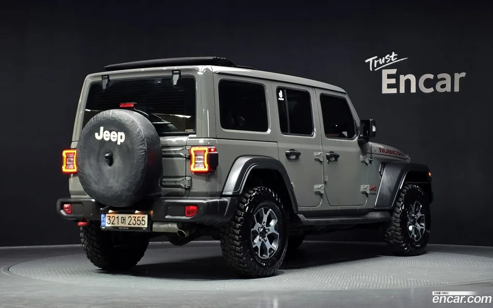 Jeep Wrangler 2.0 4 2022 — миниатюра 2