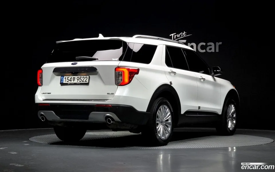 Ford Explorer 3.3 2022 — миниатюра 2