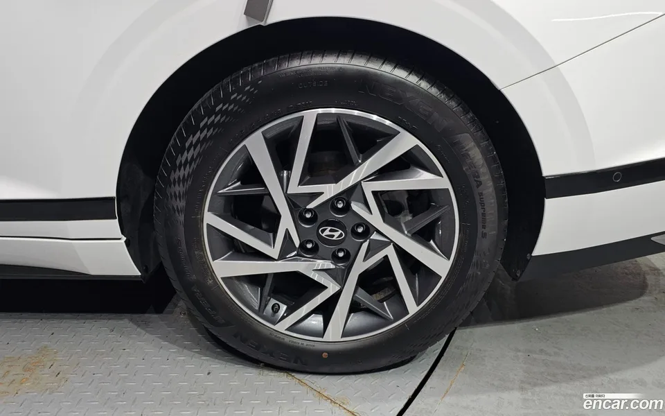 Hyundai Grandeur Hybrid 2023 — миниатюра 5