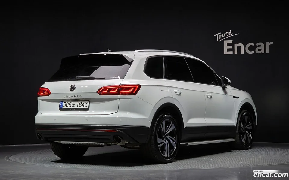 Volkswagen Touareg 3.0 TDI 2023 — миниатюра 2