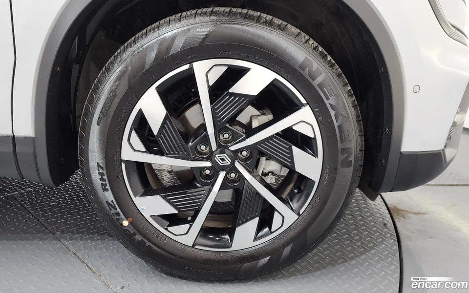 Renault Samsung QM6 2.0 LPe LE 2WD 2025 — миниатюра 5