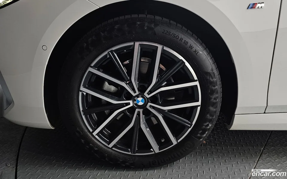 BMW 2 Series Active Tourer 220i M 2025 — миниатюра 5