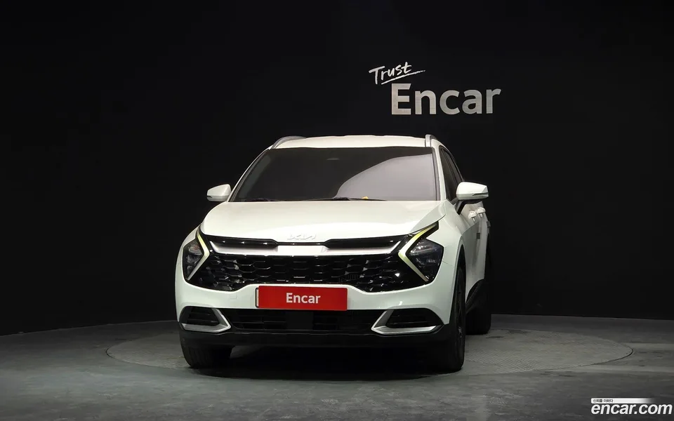 Kia Sportage 2.0 2WD 2022 — миниатюра 3