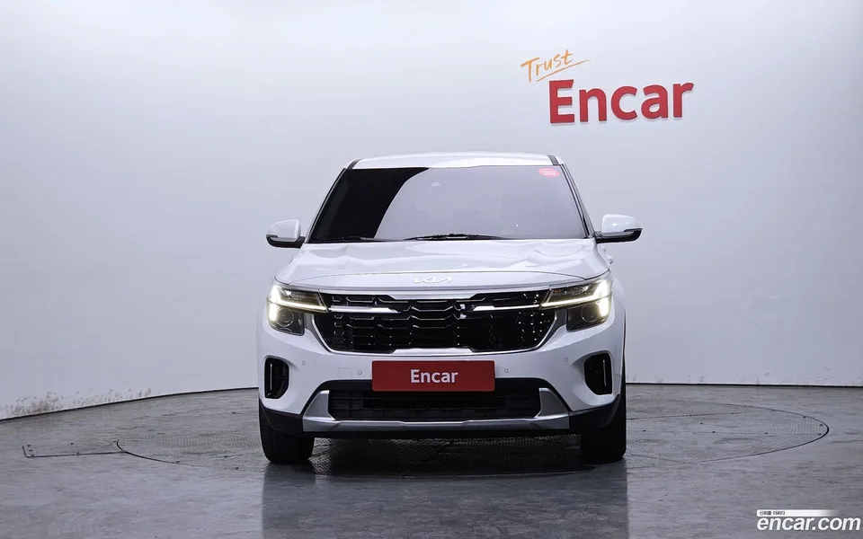 Kia Seltos 1.6 2WD 2023 — миниатюра 3