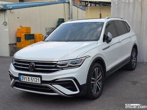 Volkswagen Tiguan Allspace 2023 купить в Москве