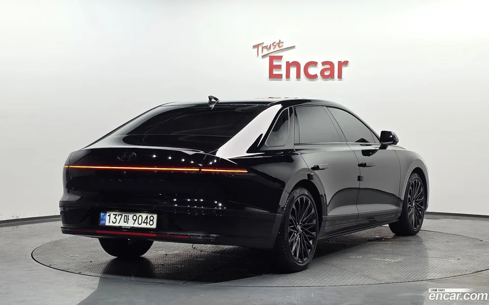 Hyundai Grandeur Hybrid 2022 — миниатюра 2