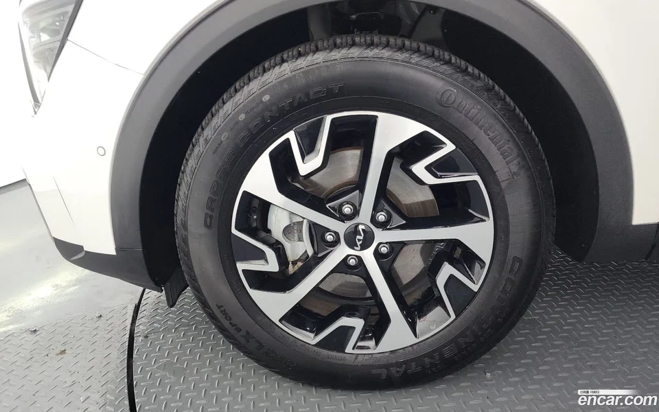 Kia Sportage Hybrid 4WD 2024 — миниатюра 5