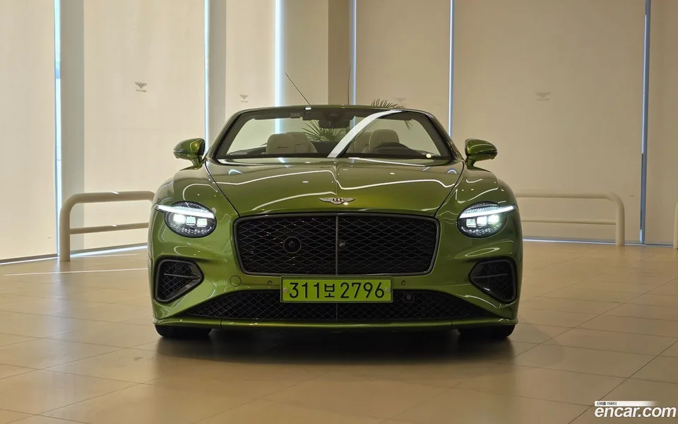 Bentley Continental GT 4.0 GTC 2025 — миниатюра 2