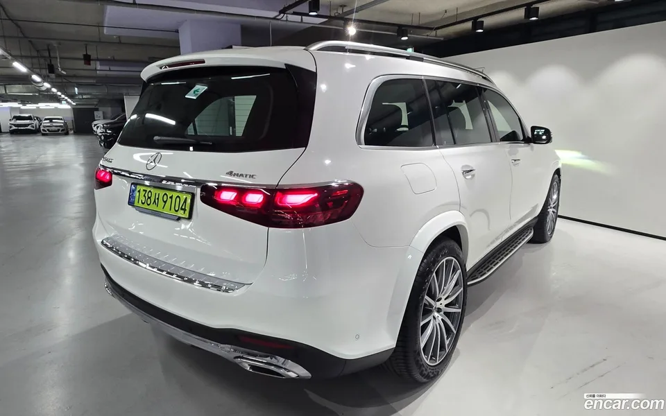 Mercedes-Benz GLS-Class GLS450 4MATIC 2024 — миниатюра 4