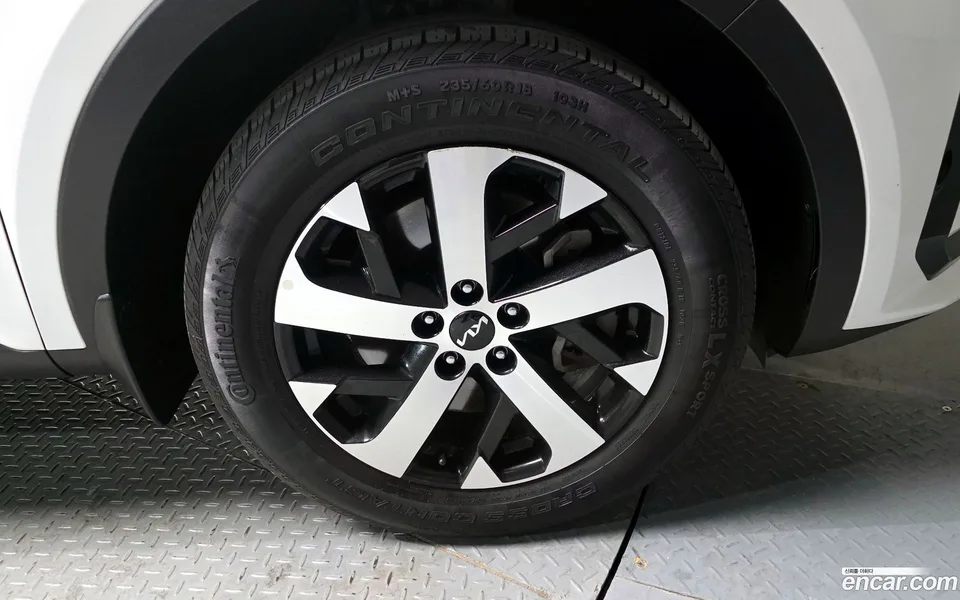 Kia Sorento 2.5T 2WD 2022 — миниатюра 5