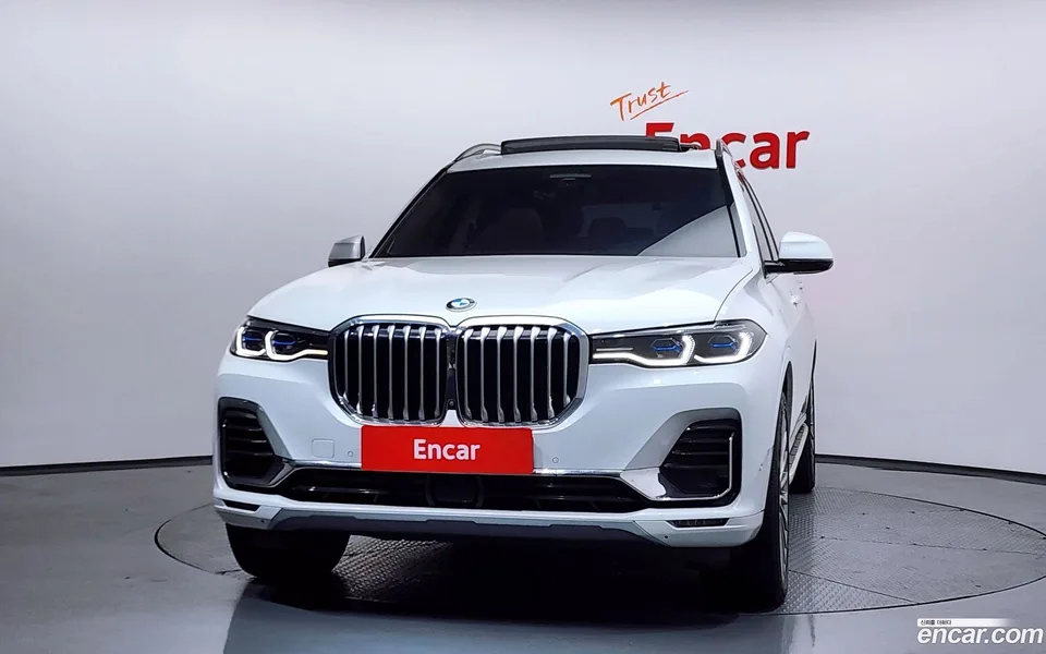 BMW X7 xDrive 40d 7 2022 — миниатюра 3
