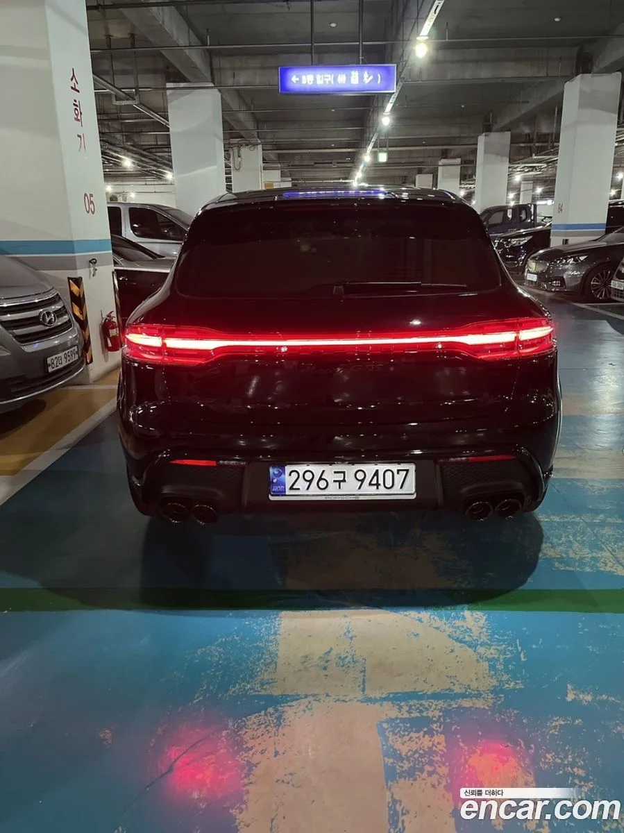 Porsche Macan 2.9 GTS 2023 — миниатюра 2