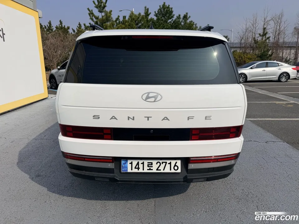 Hyundai SantaFe HEV 1.6 2WD 2023 — миниатюра 4