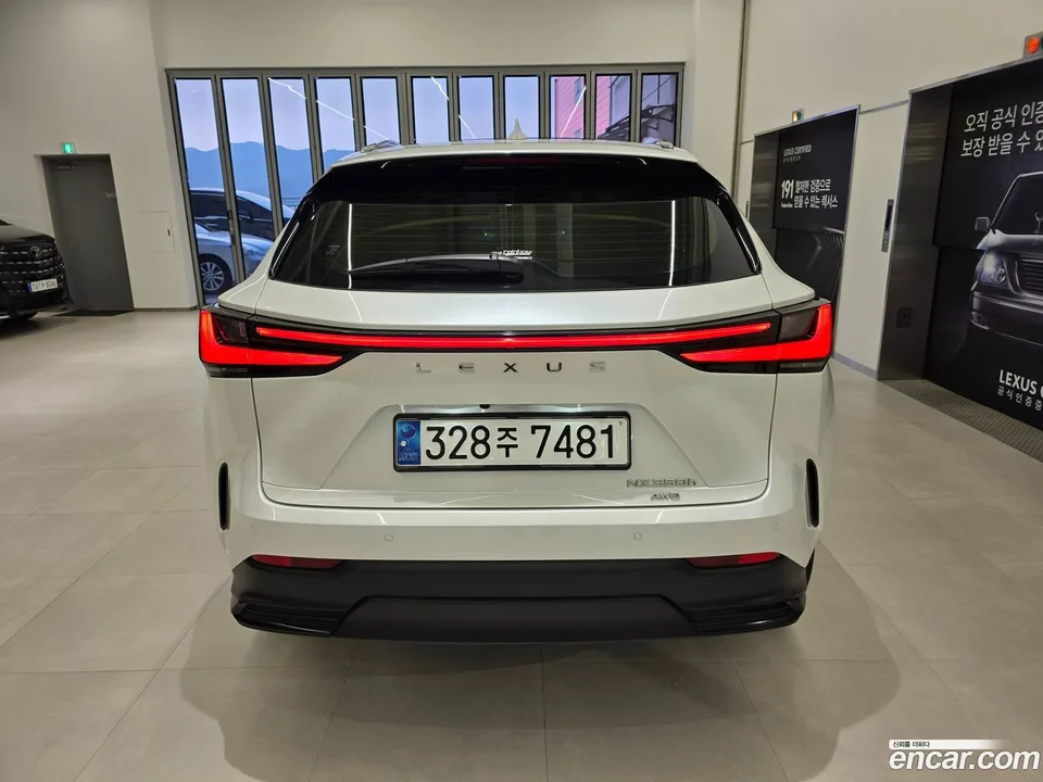 Lexus NX 350h 2023 — миниатюра 4