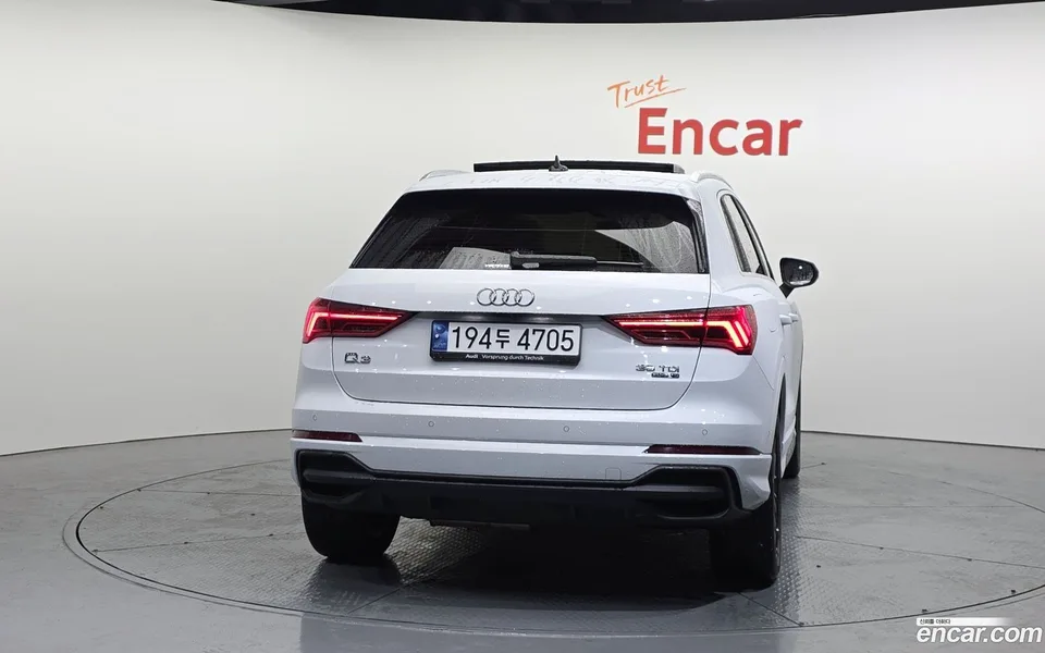 Audi Q3 35 TDI 2023 — миниатюра 3