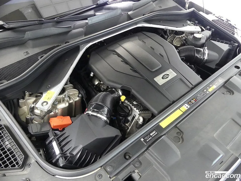 Land Rover Range Rover P530 AB LWB 2022 — миниатюра 5