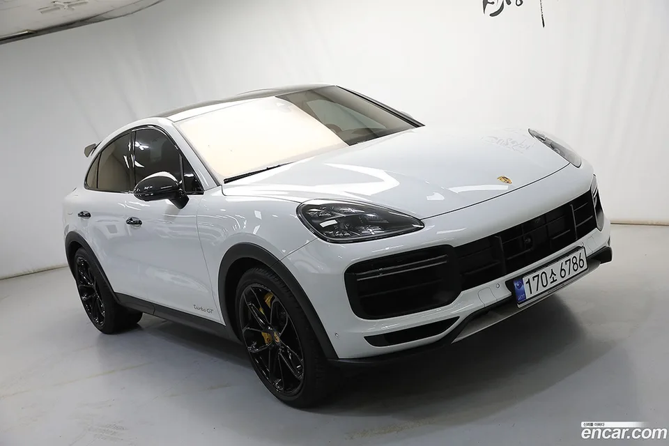 Porsche Cayenne 4.0 GT 2023 — миниатюра 2