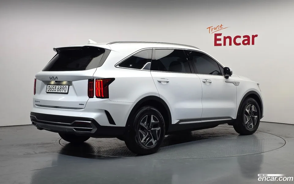 Kia Sorento HEV 1.6 4WD 2022 — миниатюра 2