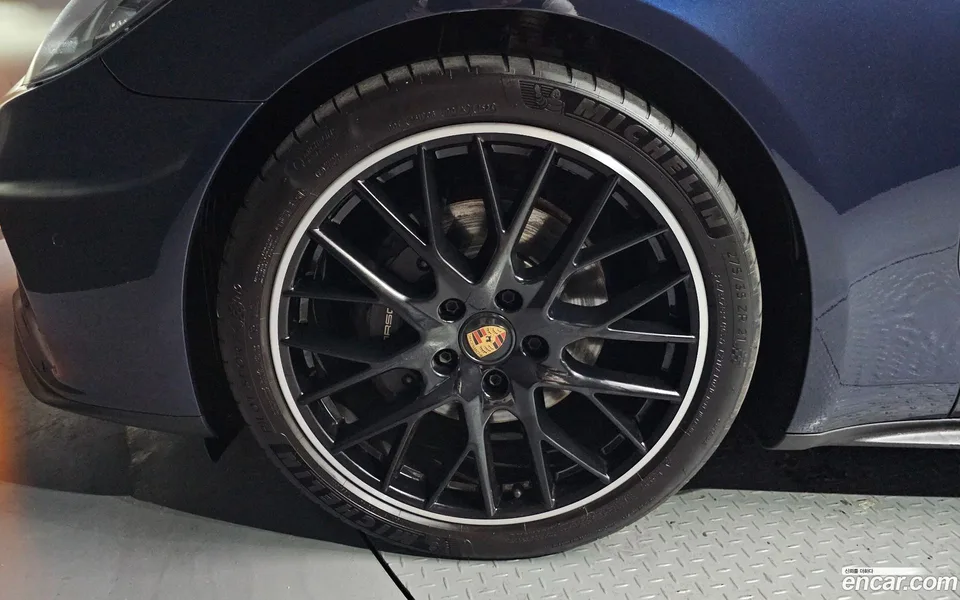 Porsche Panamera (971) 2.9 AWD 2023 — миниатюра 5