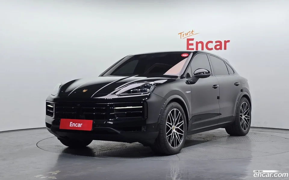 Porsche Cayenne 3.0 S E- 2025 — фото 1, купить с доставкой в Москву
