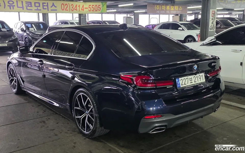 BMW 5 Series 530i M 2022 — миниатюра 2