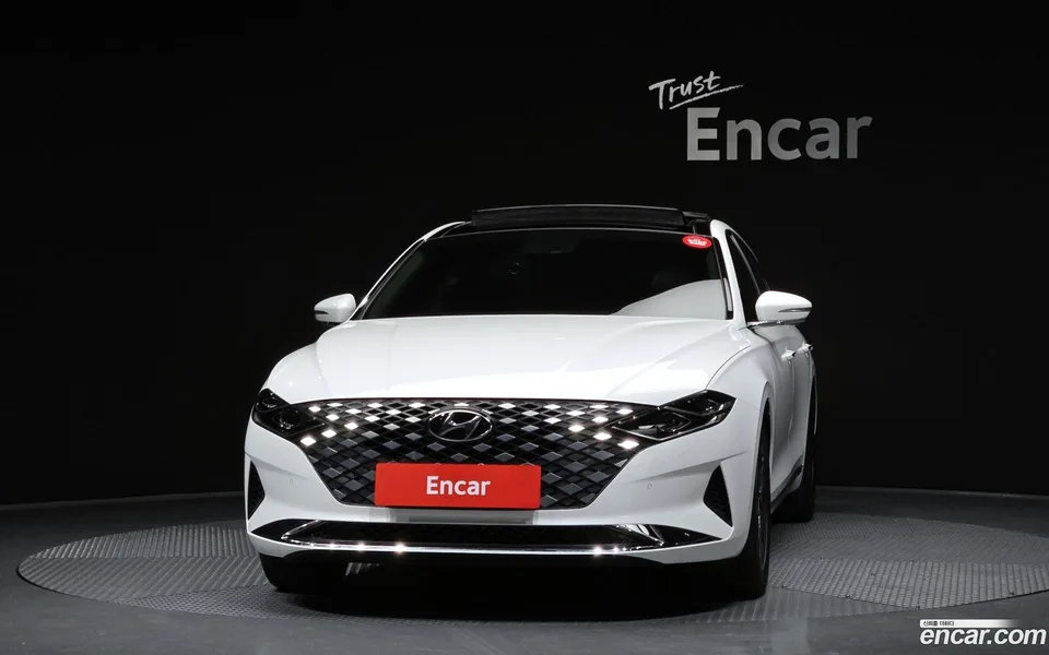 Hyundai Grandeur IG 3.0 LPi () 2022 — миниатюра 3