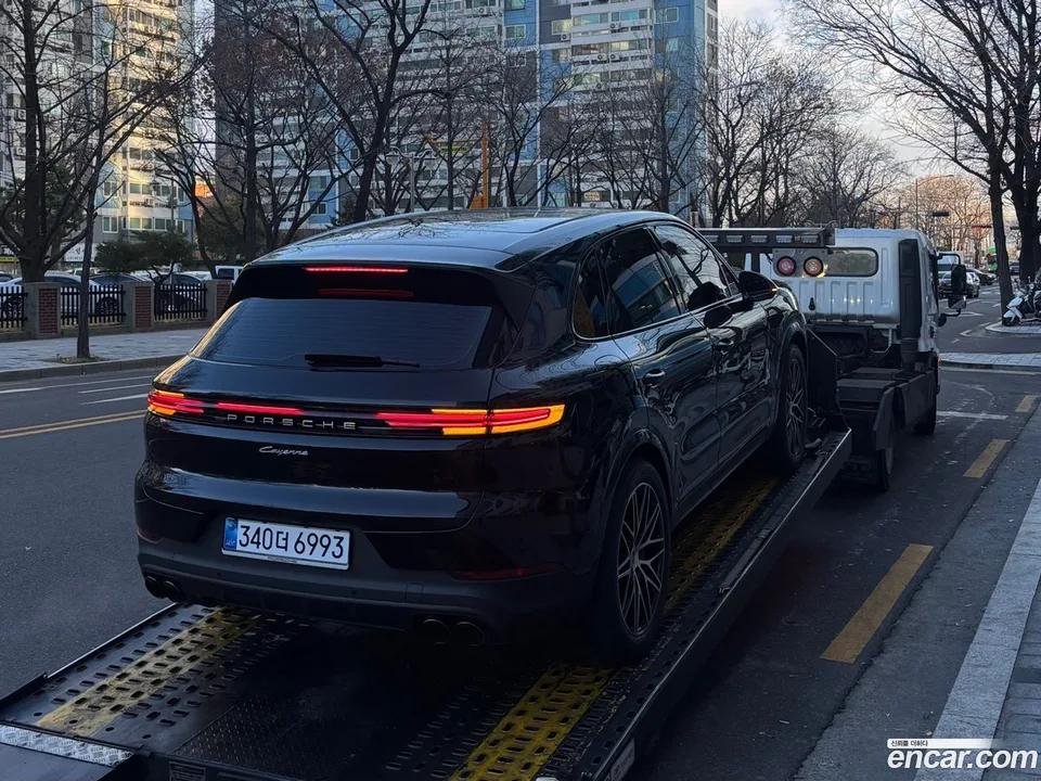 Porsche Cayenne 3.0 2025 — миниатюра 2