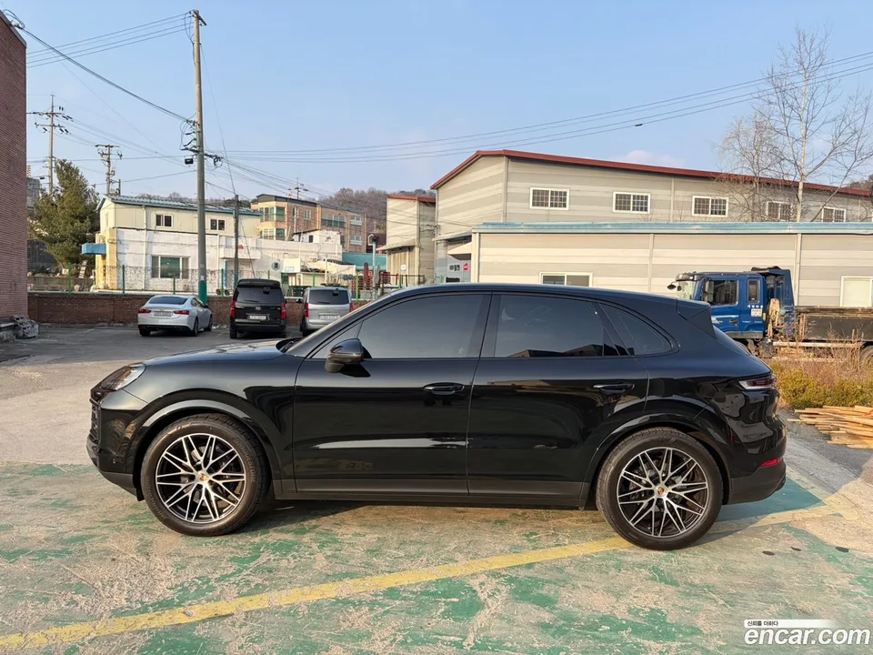 Porsche Cayenne 3.0 2025 — миниатюра 5