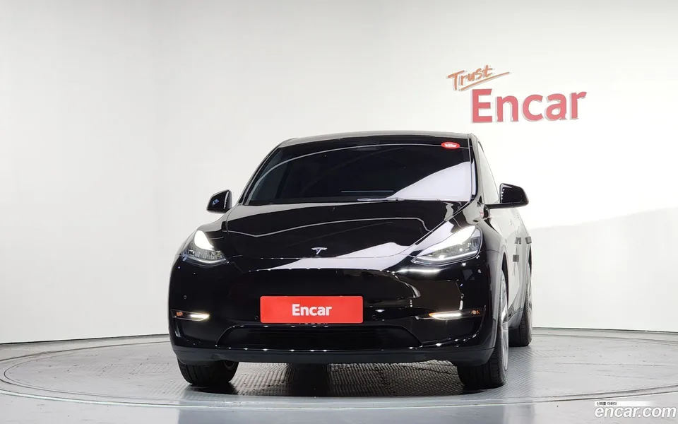 Tesla Model Y AWD 2022 — миниатюра 3