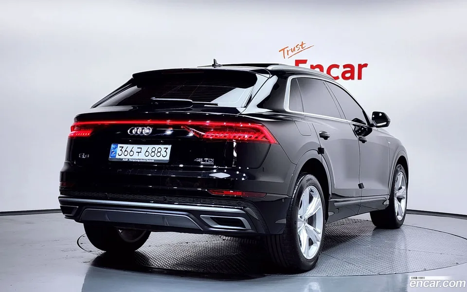 Audi Q8 (4M) 45 TDI 2023 — миниатюра 2