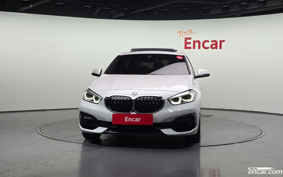 BMW 1 Series 120i 2024 — миниатюра 3