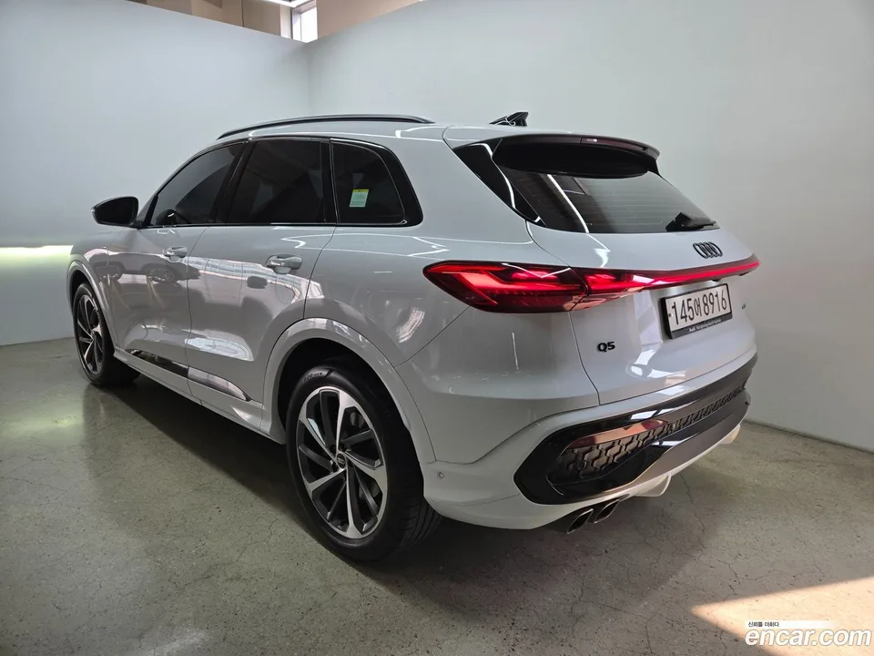 Audi Q5 (80A) 40 TDI S Line 2025 — миниатюра 2